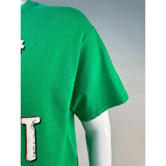 Gildan Mistletoe Present Ugly Christmas Sweater TShirt Sz Large Green Cotton - Picture 13 of 16